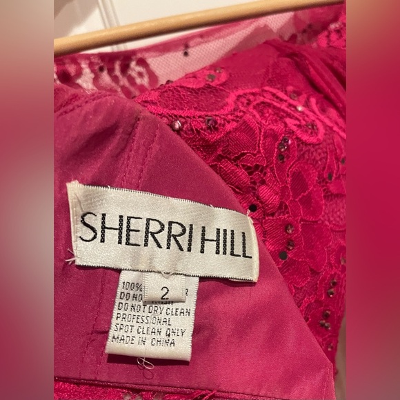 Sherri Hill Pink Lace Long Sleeve Top Size 2 - Picture 7 of 8